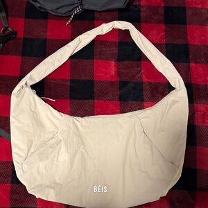 BEIS Oversized Crescent Catchall in Oat